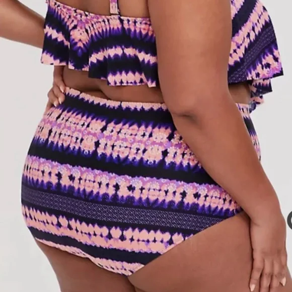 TORRID pink purple medallion tie dye bikini swimsuit bottoms, 4X. - Picture 2 of 5